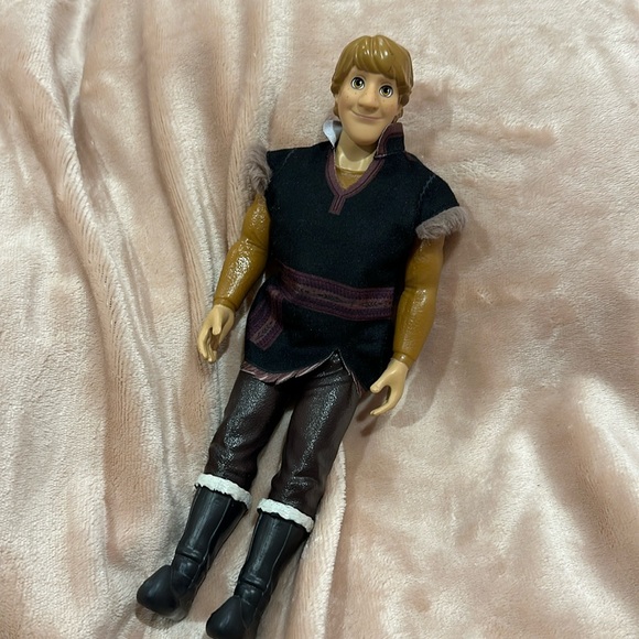 Frozen Disney Doll - Picture 1 of 2